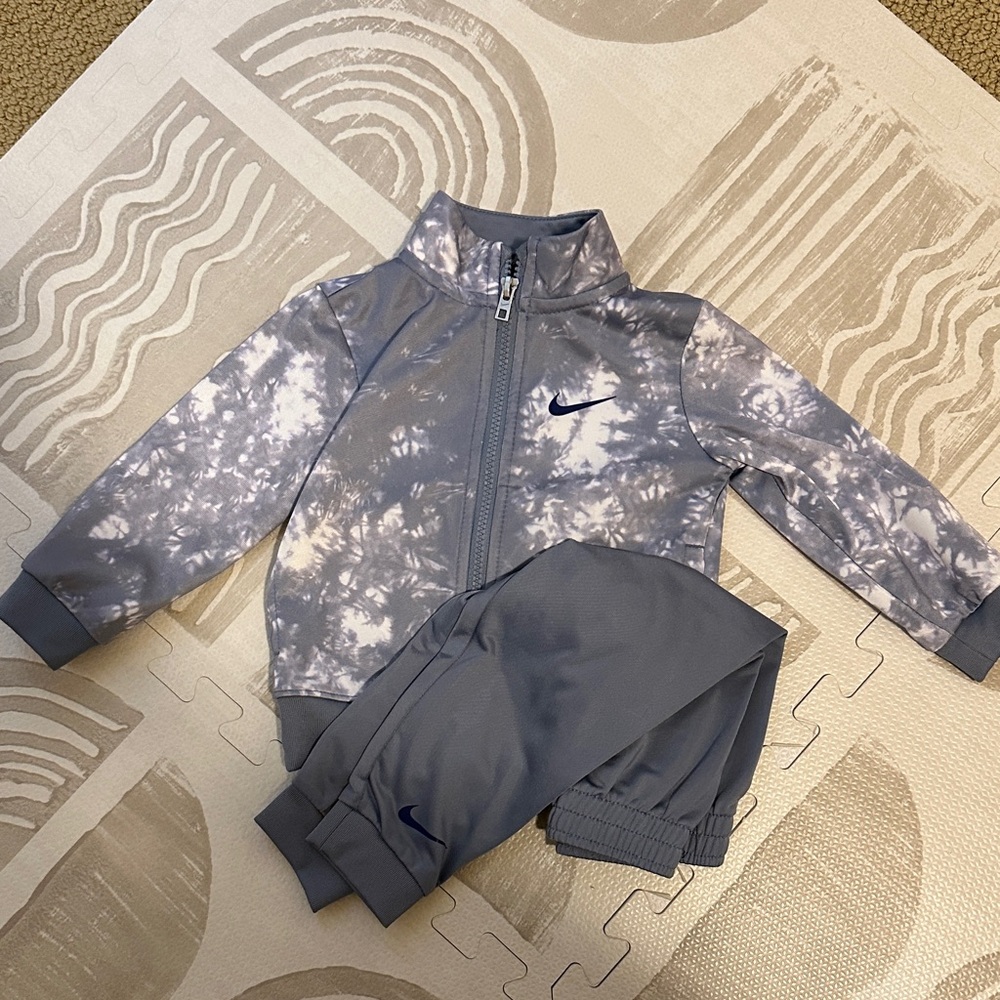 Nike Kids Blue and White Tie-Dye Tracksuit